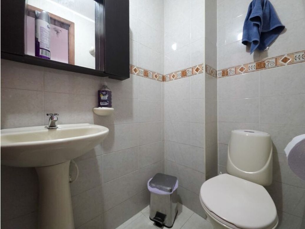 Apartamento de 3 alcobas en venta en Santa Barbara Oriental, Bogotá, 129 m² · foto 11 de 20