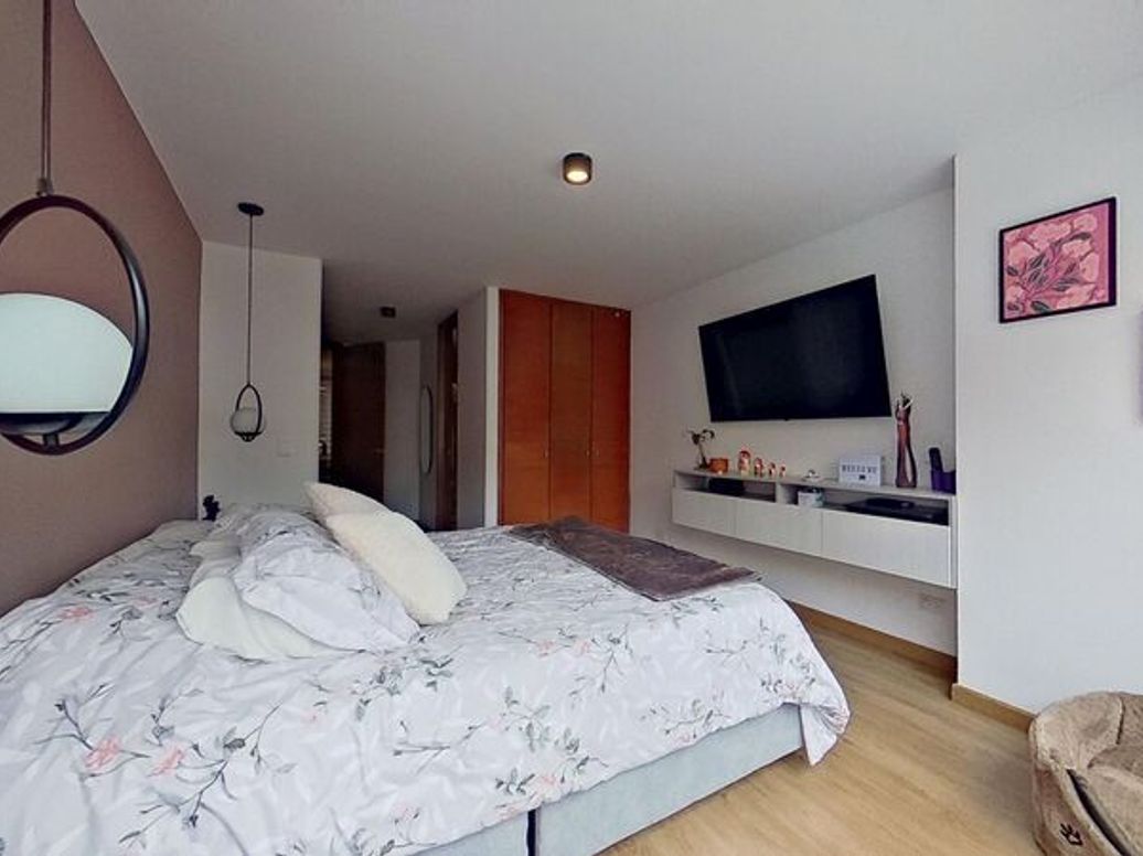Apartamento de 2 alcobas en venta en Santa Barbara Central, Bogotá, 75 m² · foto 13 de 14
