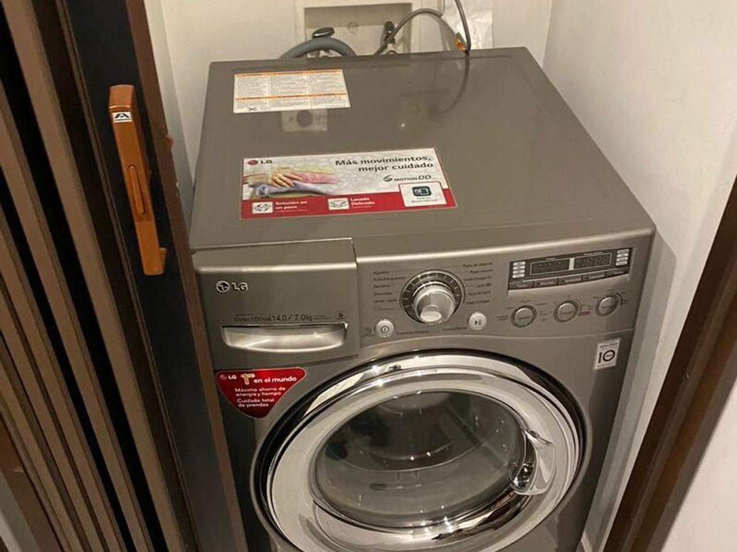 Apartamento de 1 alcoba en arriendo en El Refugio, Bogotá, 84 m² · foto 5 de 9
