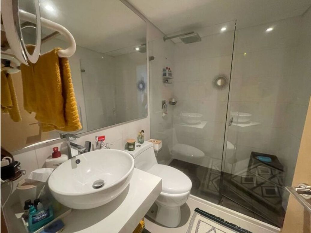 Apartamento de 2 alcobas en venta en Las Nieves, Bogotá, 98 m² · foto 12 de 16