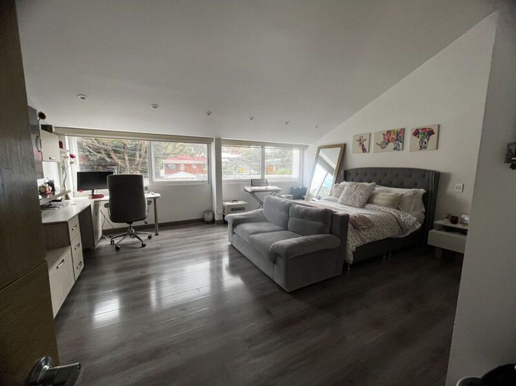 Casa de 3 alcobas en venta en Santa Barbara Alta, Bogotá, 387 m² · foto 18 de 20