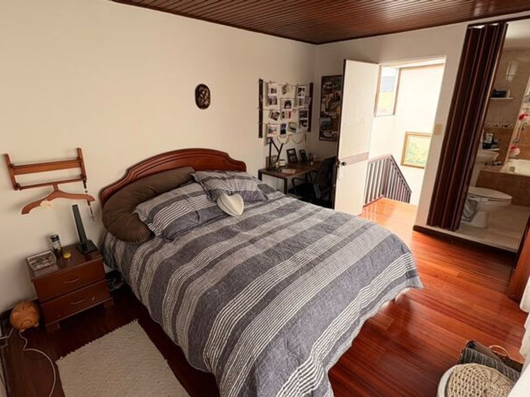Apartamento de 3 alcobas en venta en Santa Helena Et. I, Bogotá, 110 m² · foto 8 de 11