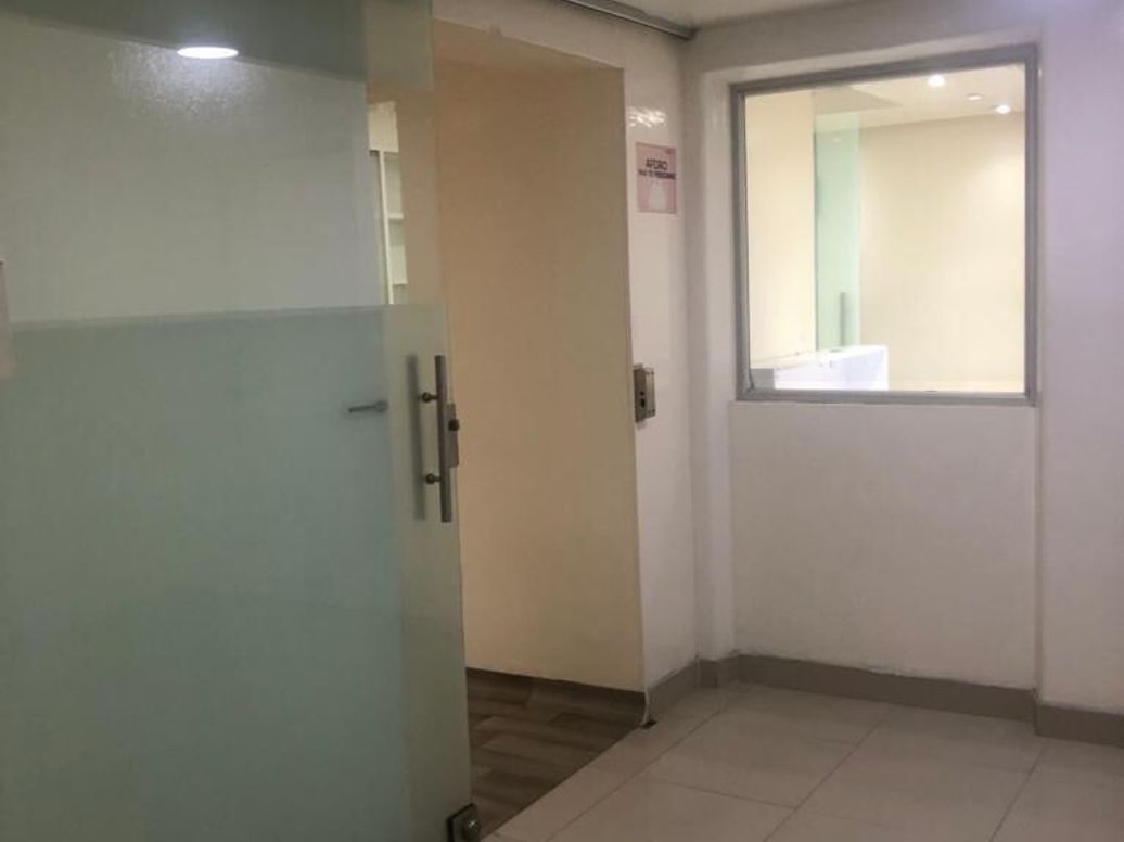 Apartamento de 2 alcobas en venta en Chico Norte Et. Ii, Bogotá, 80 m² · foto 3 de 20