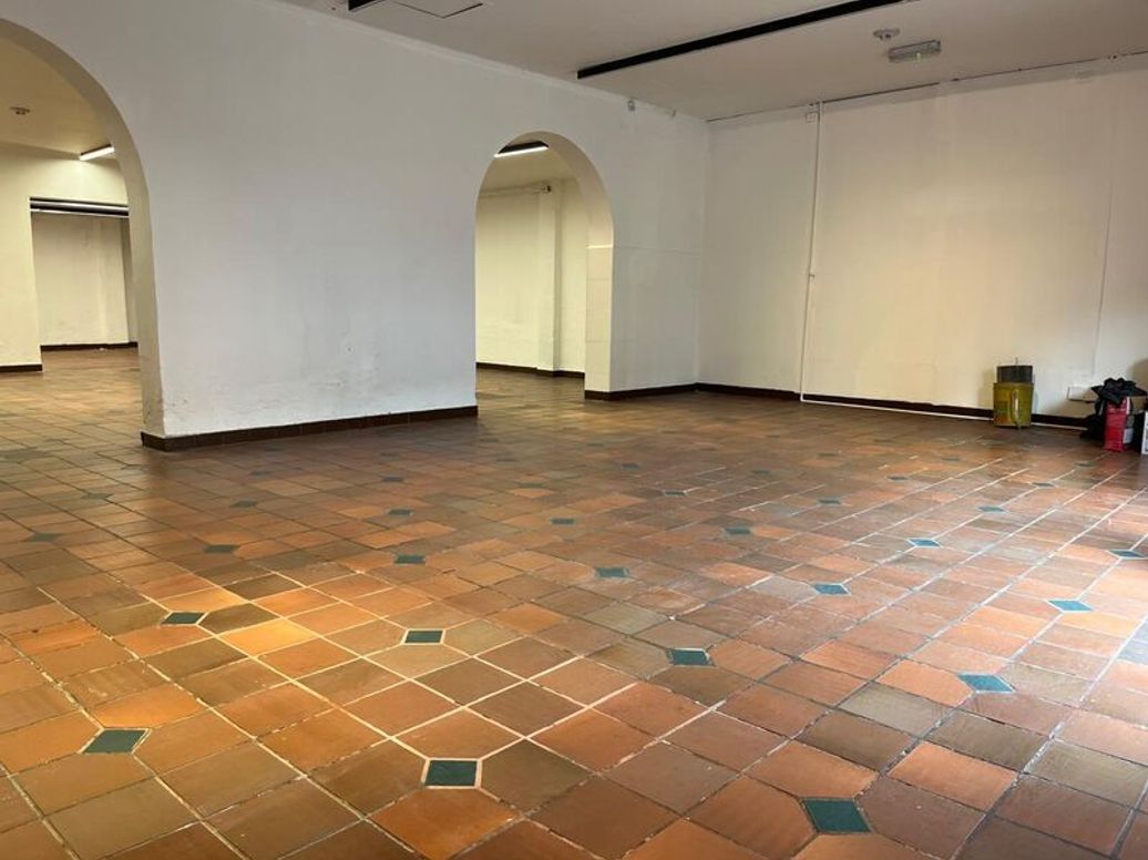 Casa de 12 alcobas en venta en Chapinero, Bogotá, 550 m² · foto 4 de 6