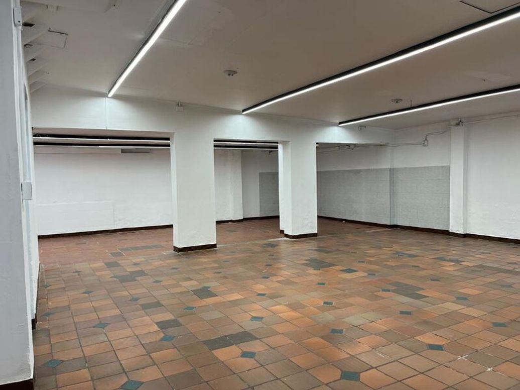 Casa de 12 alcobas en venta en Chapinero, Bogotá, 550 m² · foto 6 de 6