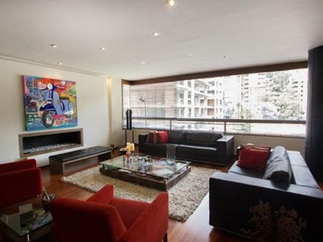 Apartamento de 3 alcobas en venta en El Nogal, Bogotá, 405 m² · foto 2 de 20