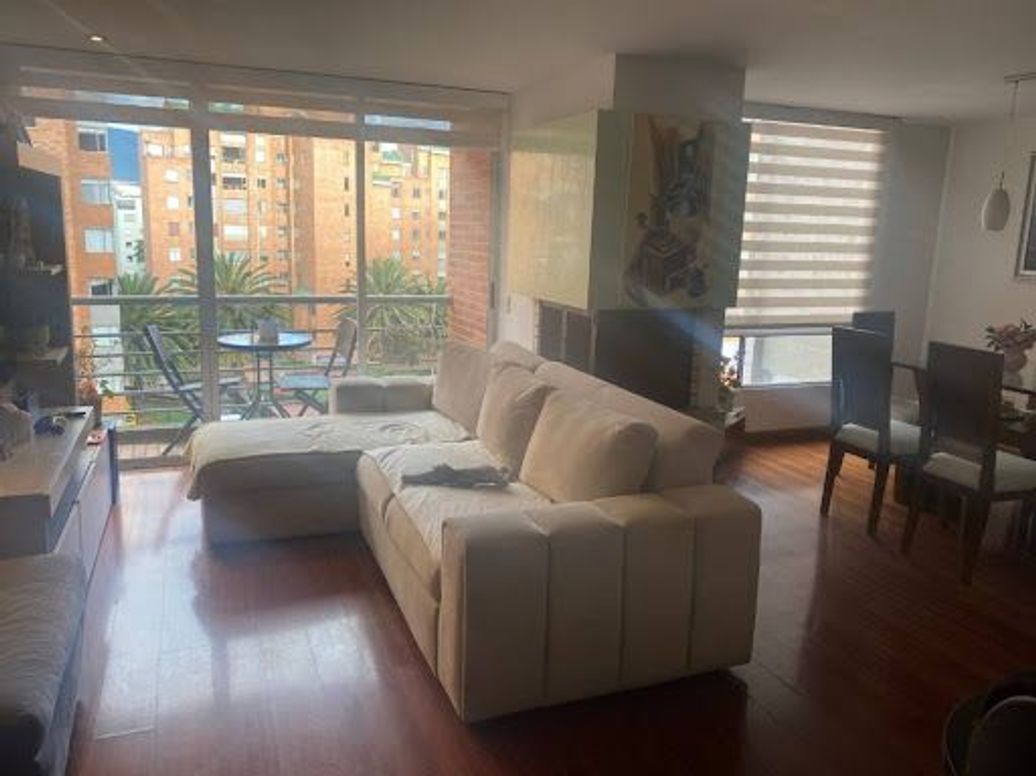 Apartamento de 3 alcobas en venta en Atabanza, Bogotá, 103 m² · foto 2 de 15