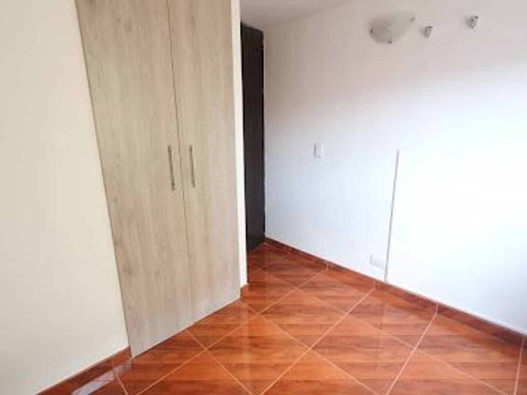 Apartamento de 2 alcobas en venta en Ciudadela Cafam, Bogotá, 55 m² · foto 8 de 13