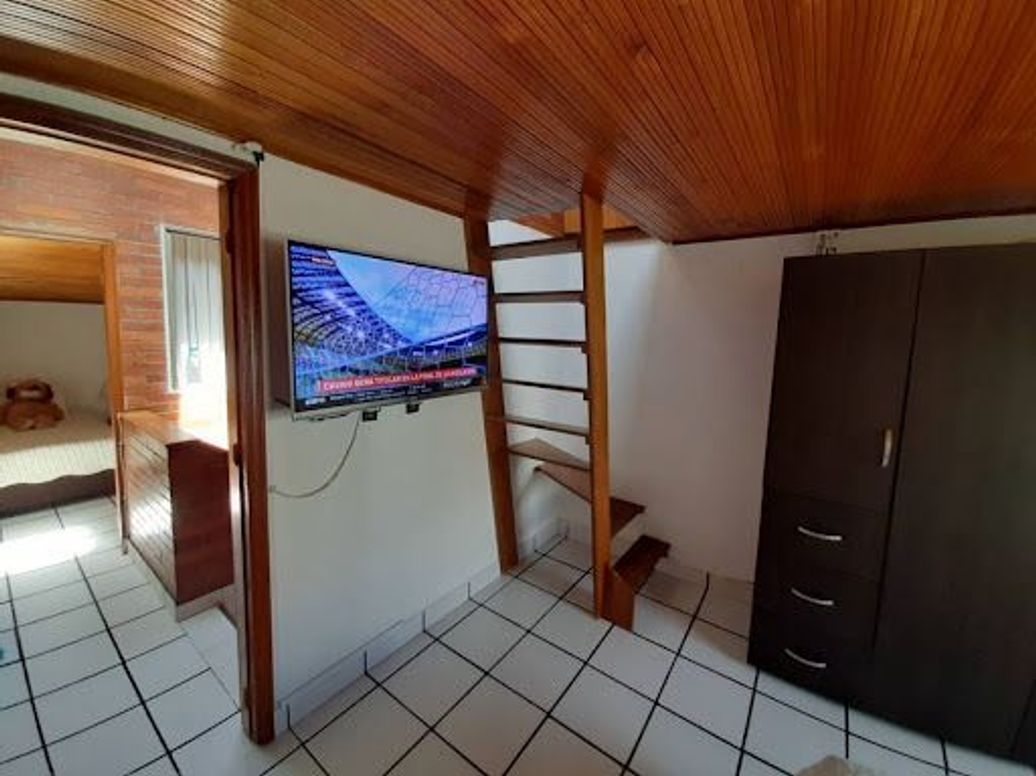 Casa de 6 alcobas en venta en Ciudadela Colsubsidio, Bogotá, 132 m² · foto 12 de 19