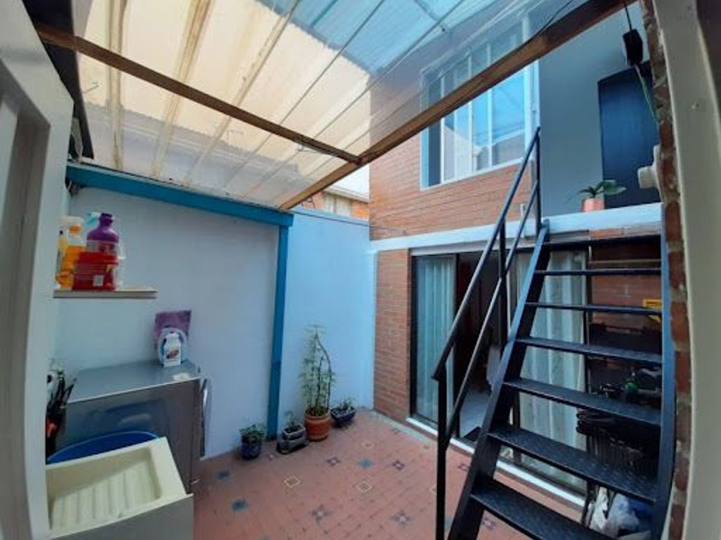 Casa de 6 alcobas en venta en Ciudadela Colsubsidio, Bogotá, 132 m² · foto 16 de 19