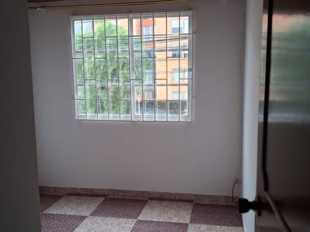 Apartamento de 2 alcobas en venta en Tierra Buena, Bogotá, 42 m² · foto 8 de 16