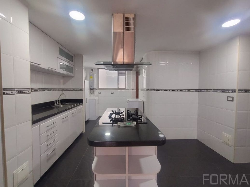 Apartamento de 3 alcobas en venta en El Batan, Bogotá, 125 m² · foto 6 de 20