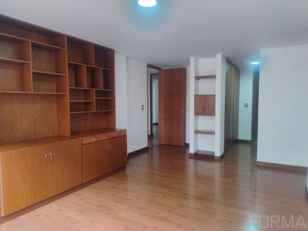 Apartamento de 3 alcobas en venta en El Batan, Bogotá, 125 m² · foto 10 de 20