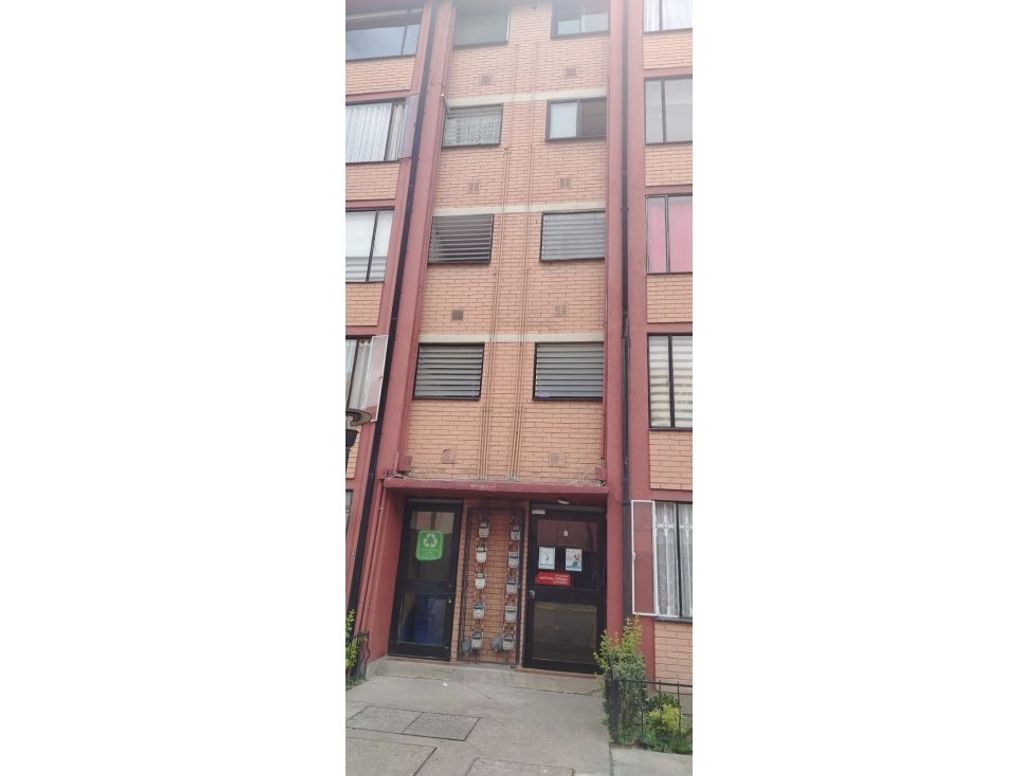 Apartamento de 2 alcobas en venta en Bohios, Bogotá, 48 m² · foto 2 de 15