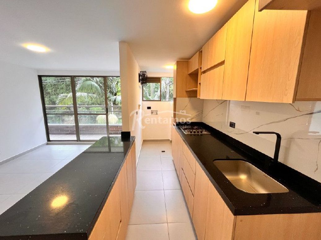 APARTAESTUDIO EN ARRIENDO en Los Naranjos