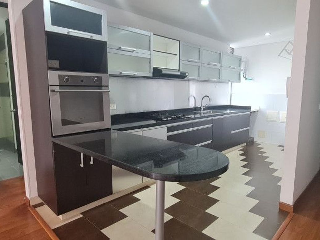 Apartamento de 2 alcobas en venta en Lisboa, Bogotá, 67 m² · foto 2 de 20