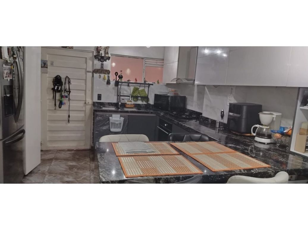 Casa de 3 alcobas en venta en Alsacia, Bogotá, 87 m² · foto 18 de 20