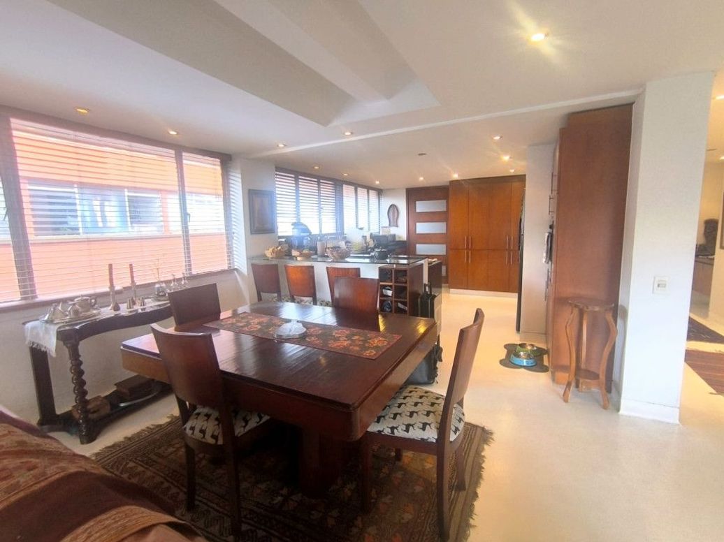 Apartamento de 1 alcoba en venta en Chicó Norte, Bogotá, 147 m² · foto 8 de 20