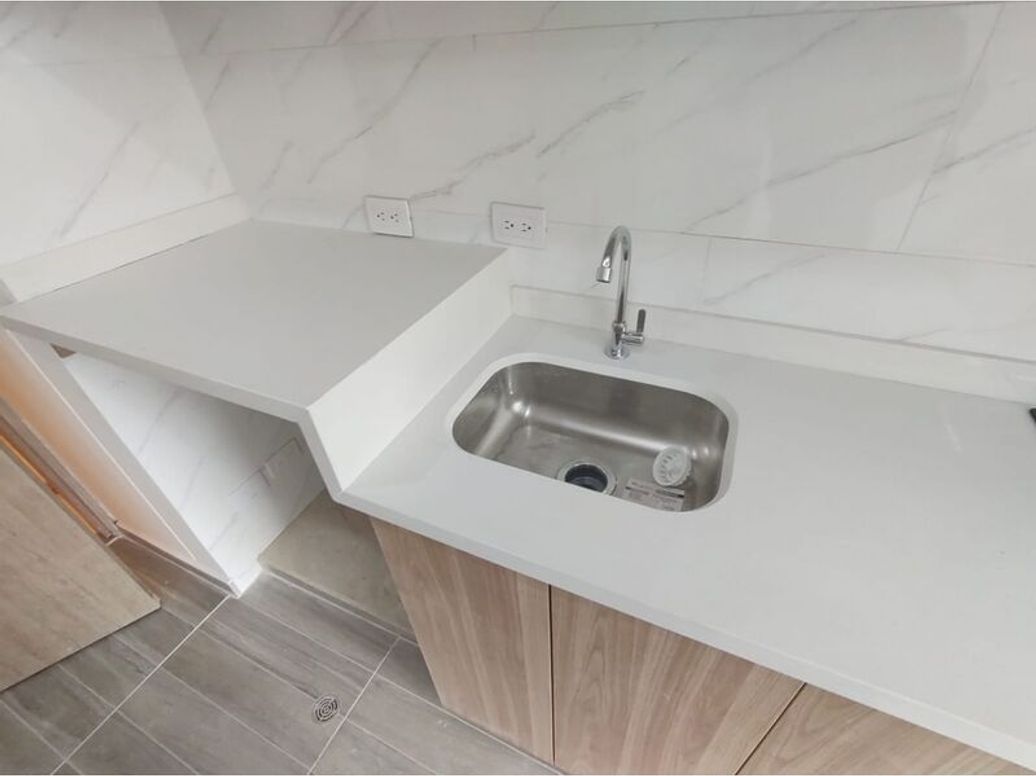 Apartaestudio en venta en La Castellana, Bogotá, 24 m² · foto 9 de 17