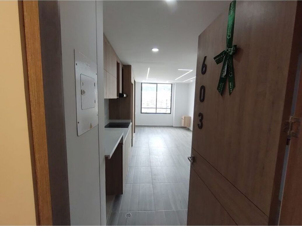 Apartaestudio en venta en La Castellana, Bogotá, 24 m² · foto 3 de 17