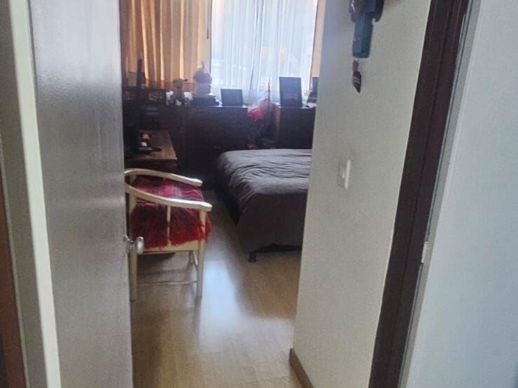 Apartamento de 3 alcobas en venta en Cedro Narvaez, Bogotá, 97 m² · foto 8 de 20