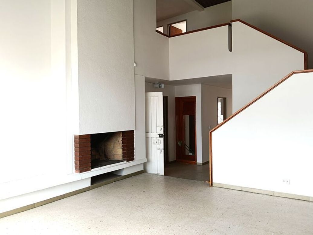 Casa de 4 alcobas en venta en Prado Veraniego Sur, Bogotá, 262 m² · foto 4 de 20