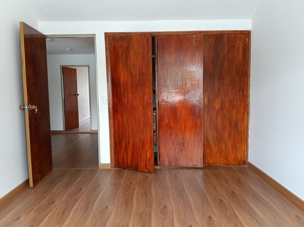 Casa de 4 alcobas en venta en Prado Veraniego Sur, Bogotá, 262 m² · foto 17 de 20