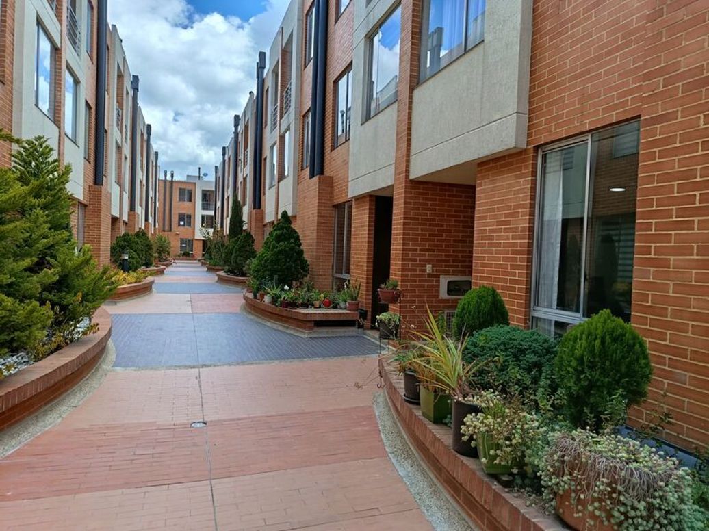 Casa de 4 alcobas en venta en Verbenal, Bogotá, 127 m² · foto 16 de 20