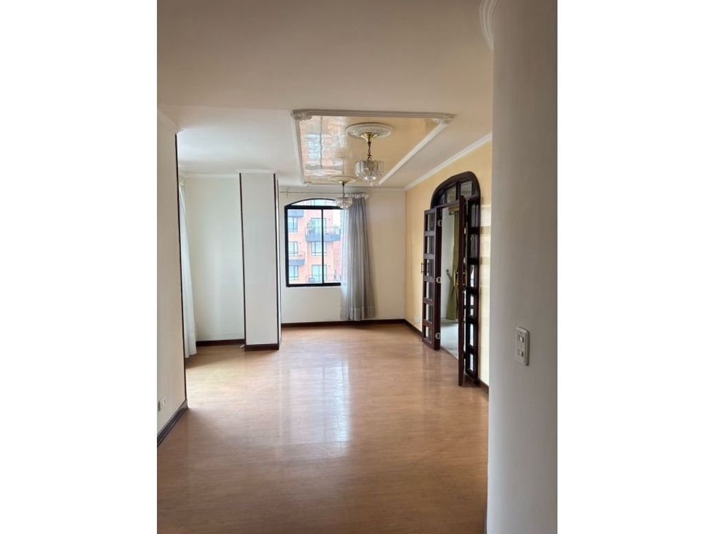 Apartamento de 6 alcobas en venta en La Calleja, Bogotá, 280 m² · foto 8 de 20