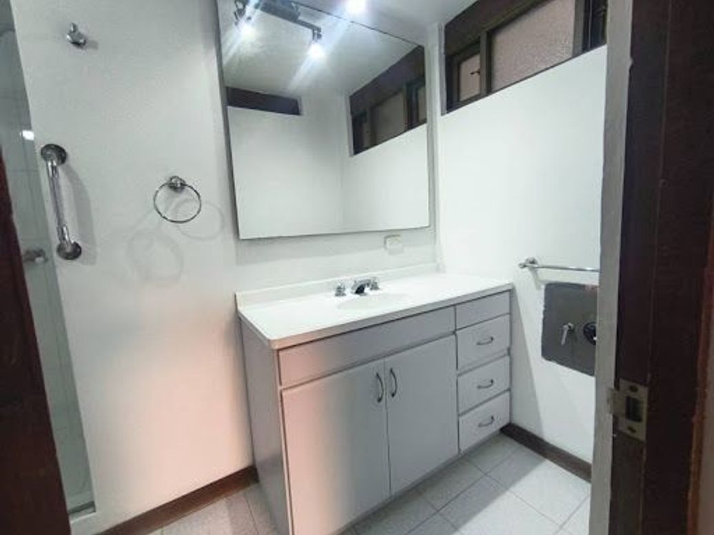 Apartamento de 2 alcobas en venta en Sotileza, Bogotá, 102 m² · foto 9 de 20