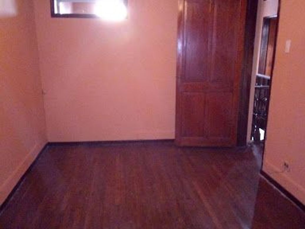 Casa de 5 alcobas en venta en Quinta Camacho, Bogotá, 144 m² · foto 9 de 20