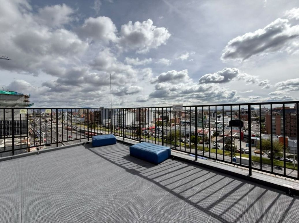 Apartamento de 1 alcoba en venta en Chico Norte Et. Iii, Bogotá, 18 m² · foto 13 de 16