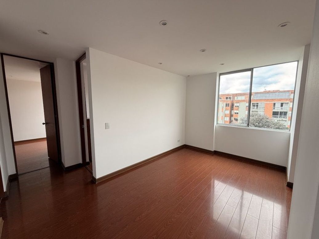 Apartamento de 4 alcobas en venta en La Esperanza, Bogotá, 136 m² · foto 4 de 17