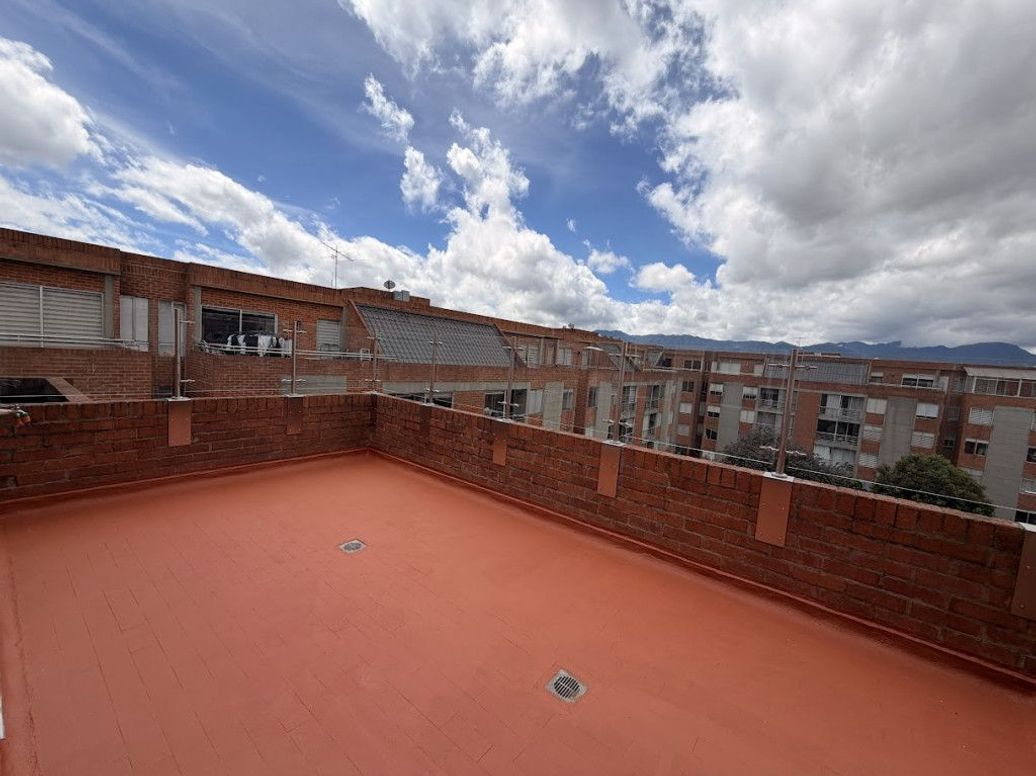Apartamento de 4 alcobas en venta en La Esperanza, Bogotá, 136 m² · foto 13 de 17