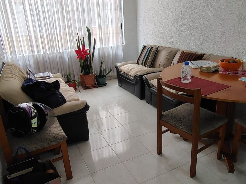 Apartamento de 3 alcobas en venta en Los Pantanos, Bogotá, 55 m² · foto 4 de 15
