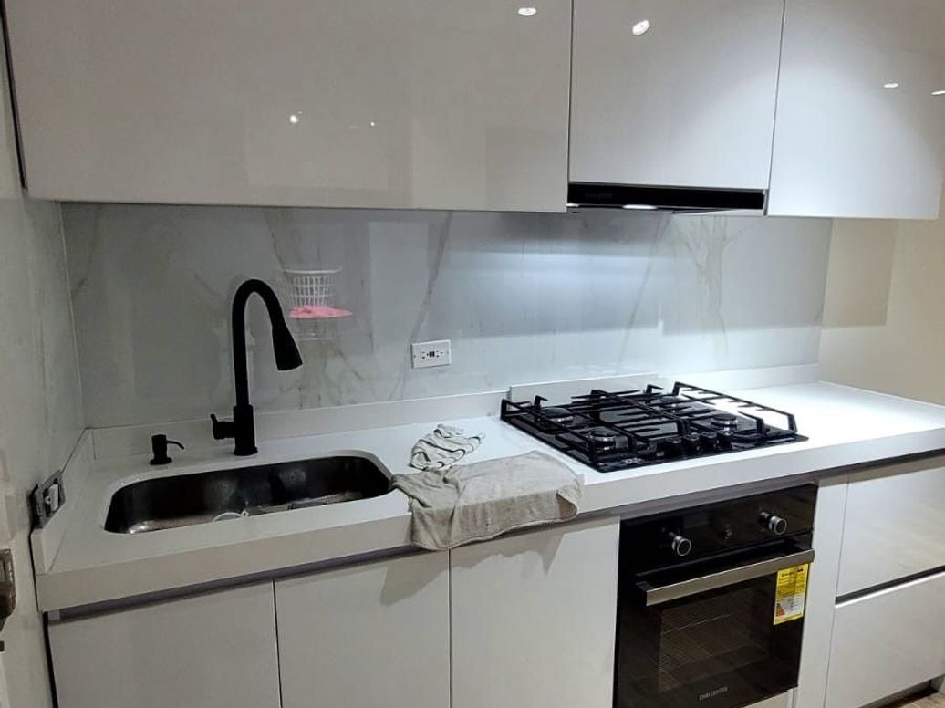 Apartamento de 2 alcobas en venta en Campo Alegre, Bogotá, 46 m² · foto 3 de 9
