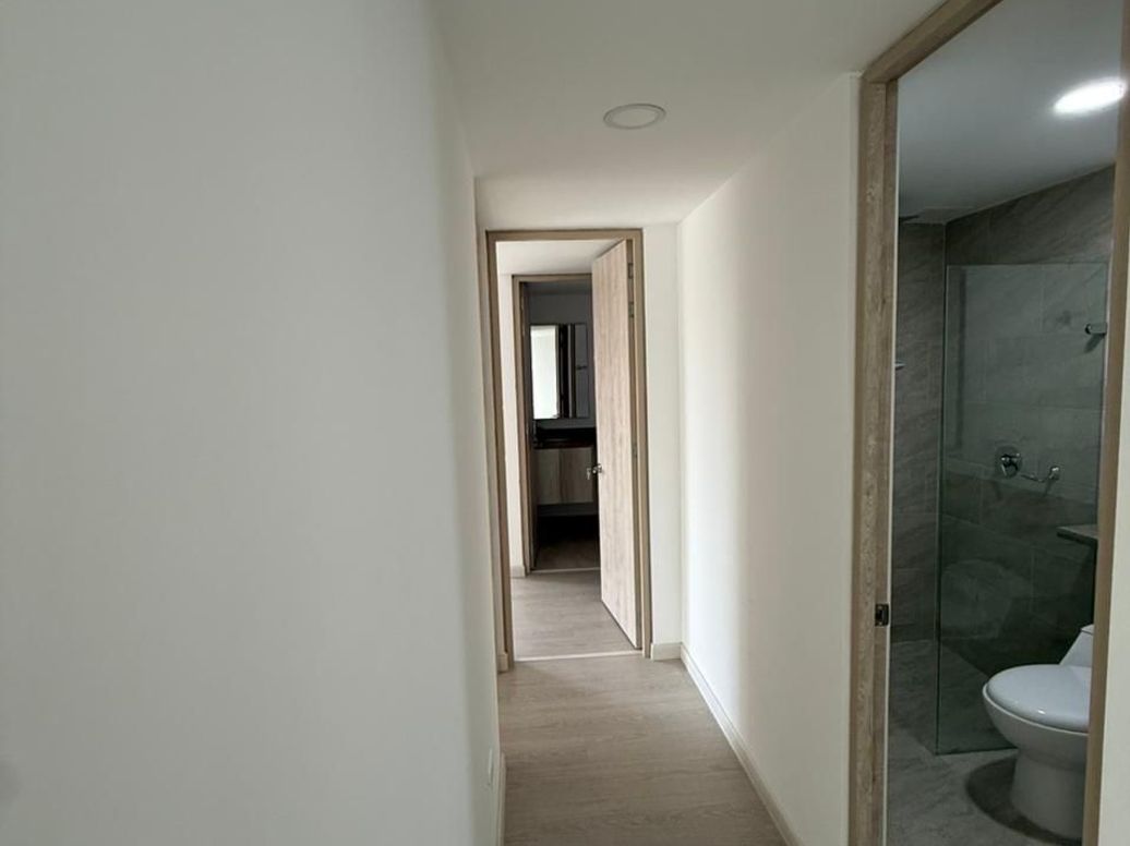 Apartamento de 2 alcobas en venta en Santa Teresa, Bogotá, 62 m² · foto 8 de 15
