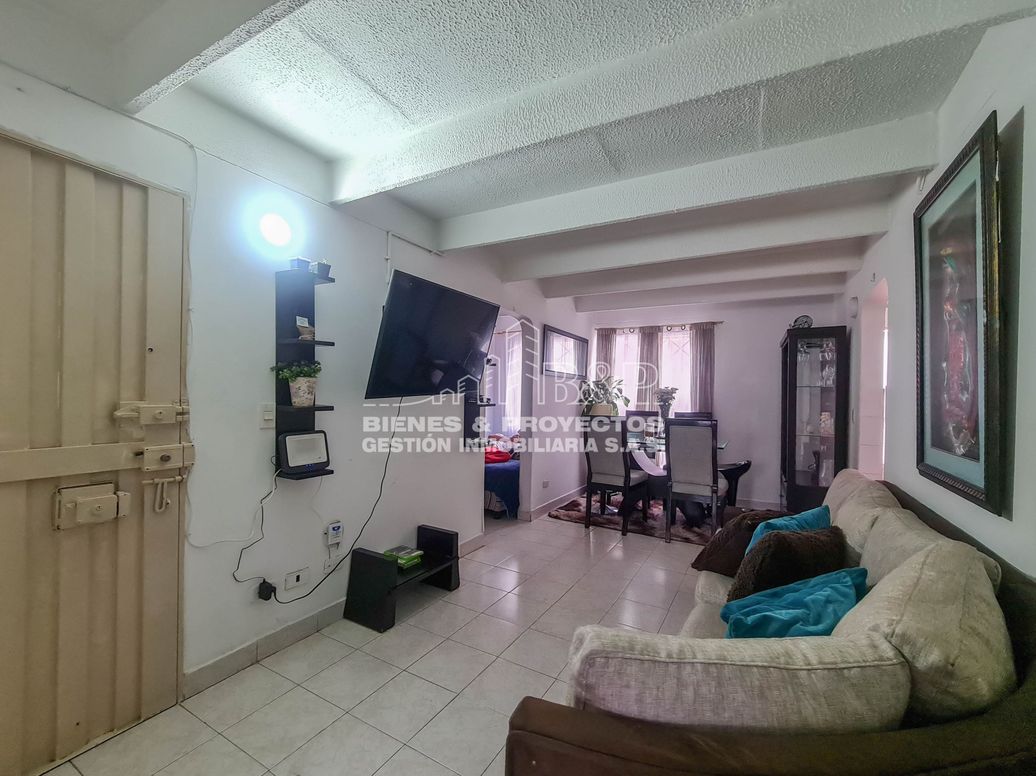 Apartamento de 3 alcobas en venta en Verbenal, Bogotá, 55 m² · foto 5 de 19