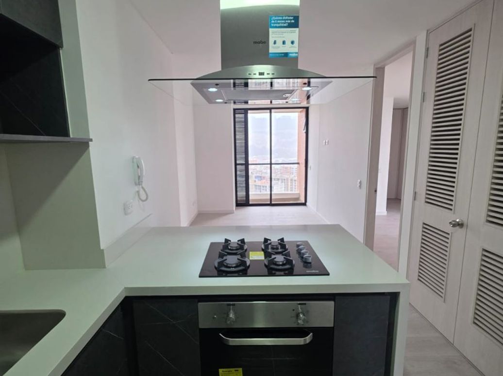 Apartamento en venta en San Jose De Usaquen, Bogotá · foto 2 de 17