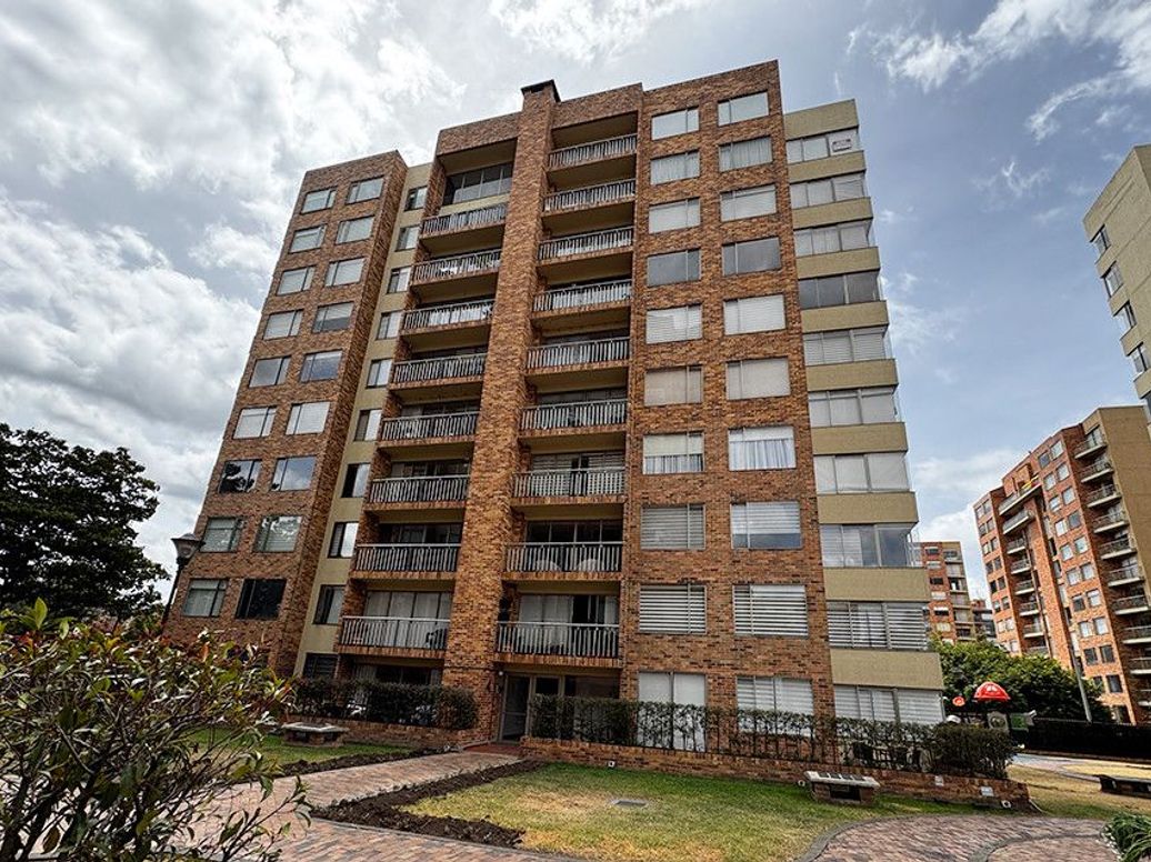 Apartamento de 3 alcobas en venta en Iberia, Bogotá, 97 m² · foto 2 de 20