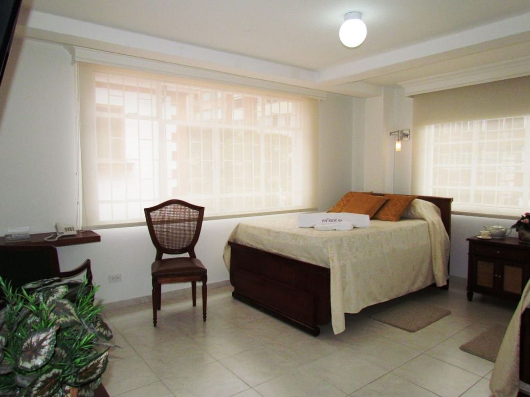 Casa de 6 alcobas en venta en Emaus, Bogotá, 572 m² · foto 3 de 20