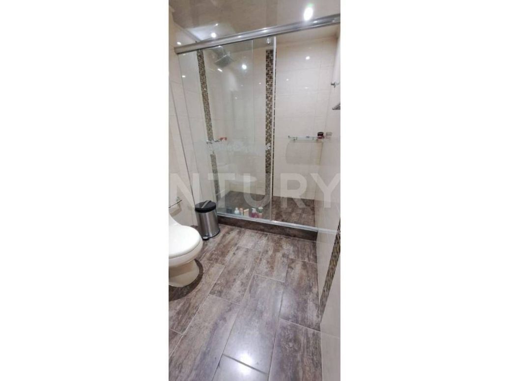 Casa de 9 alcobas en venta en San Andres Sector 2, Bogotá, 720 m² · foto 14 de 16
