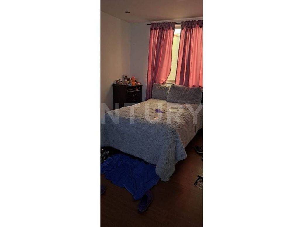 Casa de 9 alcobas en venta en San Andres Sector 2, Bogotá, 720 m² · foto 13 de 16