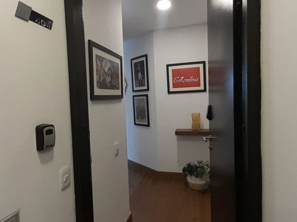 Apartamento de 2 alcobas en venta en San Martín, Bogotá, 57 m² · foto 2 de 20