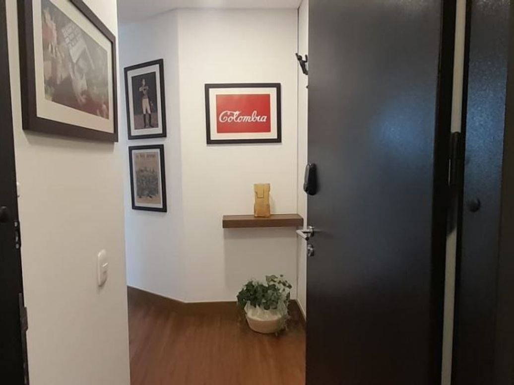 Apartamento de 2 alcobas en venta en San Martín, Bogotá, 57 m² · foto 3 de 20