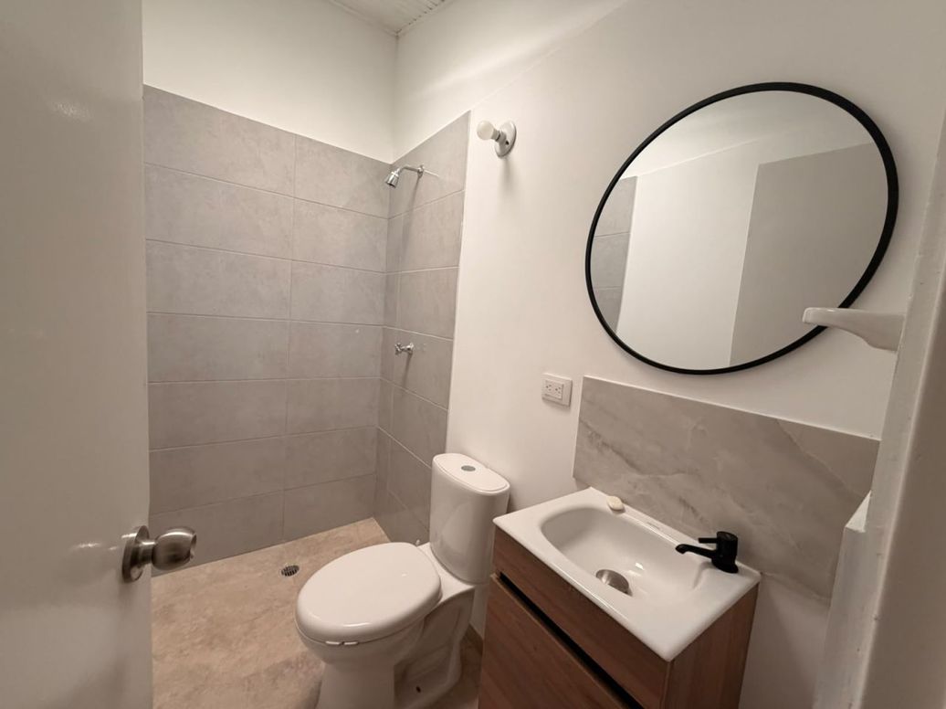 Casa de 6 alcobas en venta en Polo Club, Bogotá, 192 m² · foto 18 de 20