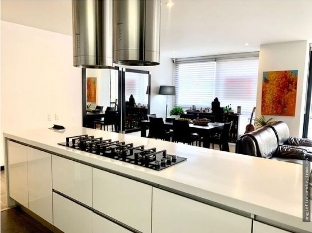 Apartamento en arriendo en Virrey, Bogotá · foto 2 de 19