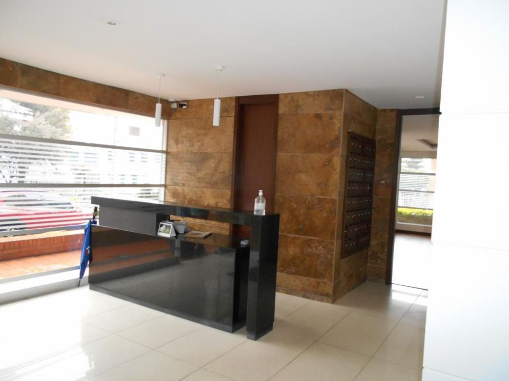 Apartamento de 2 alcobas en arriendo en Santa Barbara Oriental, Bogotá, 64 m² · foto 3 de 20