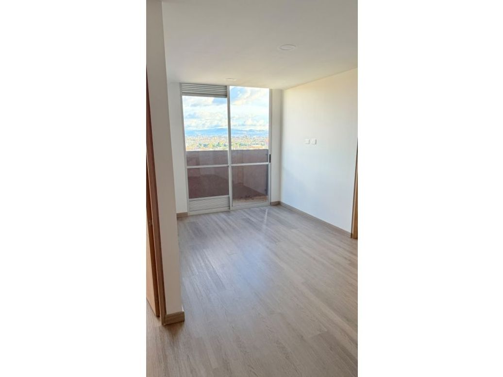 Apartamento de 2 alcobas en venta en Prado Veraniego, Bogotá, 42 m² · foto 2 de 15