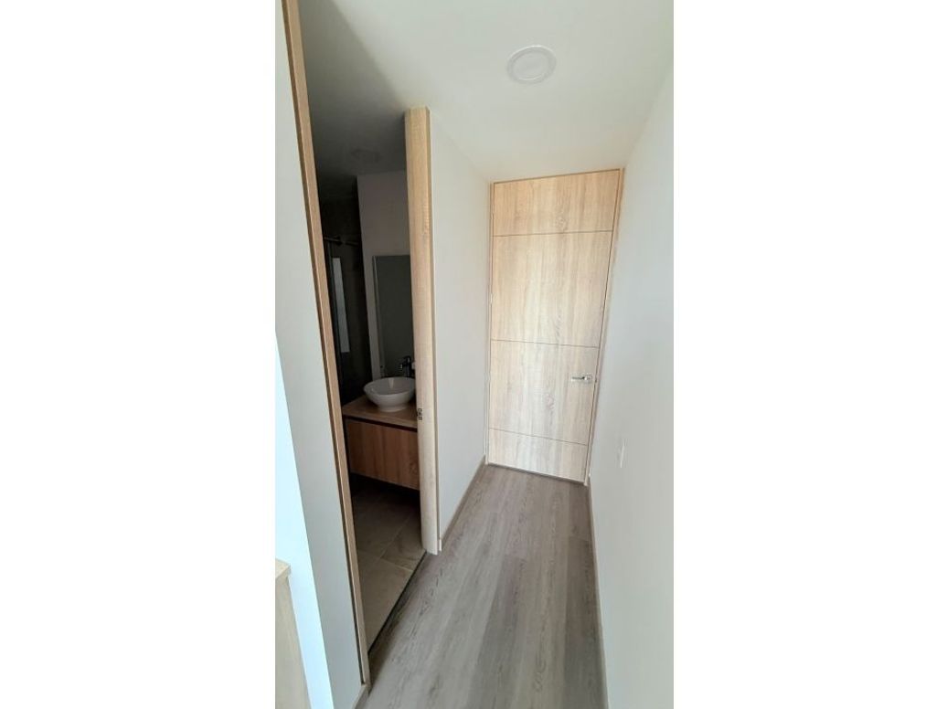 Apartamento de 2 alcobas en venta en Prado Veraniego, Bogotá, 42 m² · foto 7 de 15